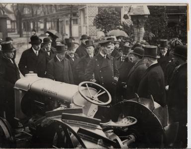 Fordson Traktor gave til Pris Axel