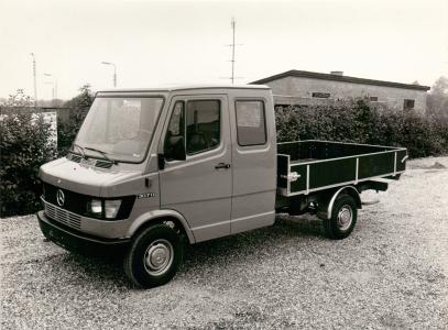 Mercedes-Benz 207D / 307D / 407D