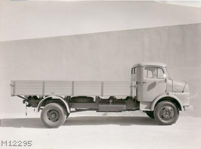 Mercedes-Benz L 710
