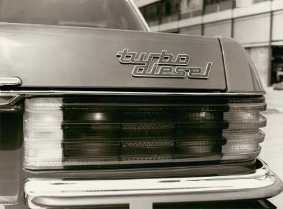 Mercedes-Benz W123 200D/300D Taxa