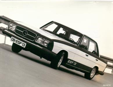 Mercedes-Benz Experimental Safety Vehicle, ESF