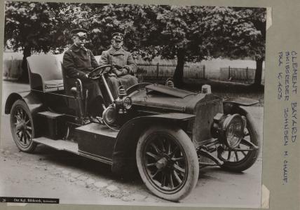 Skibsreder Johnsen med chauffør